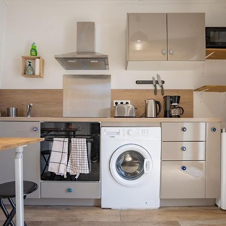 Petite Maison De Charme Au Coeur Du Centre Ville Apt Exteriör bild
